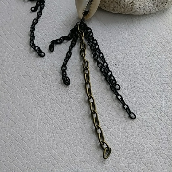 Boho Cowrie Shell Mixed Chain Post Earring - Picture 3 of 4